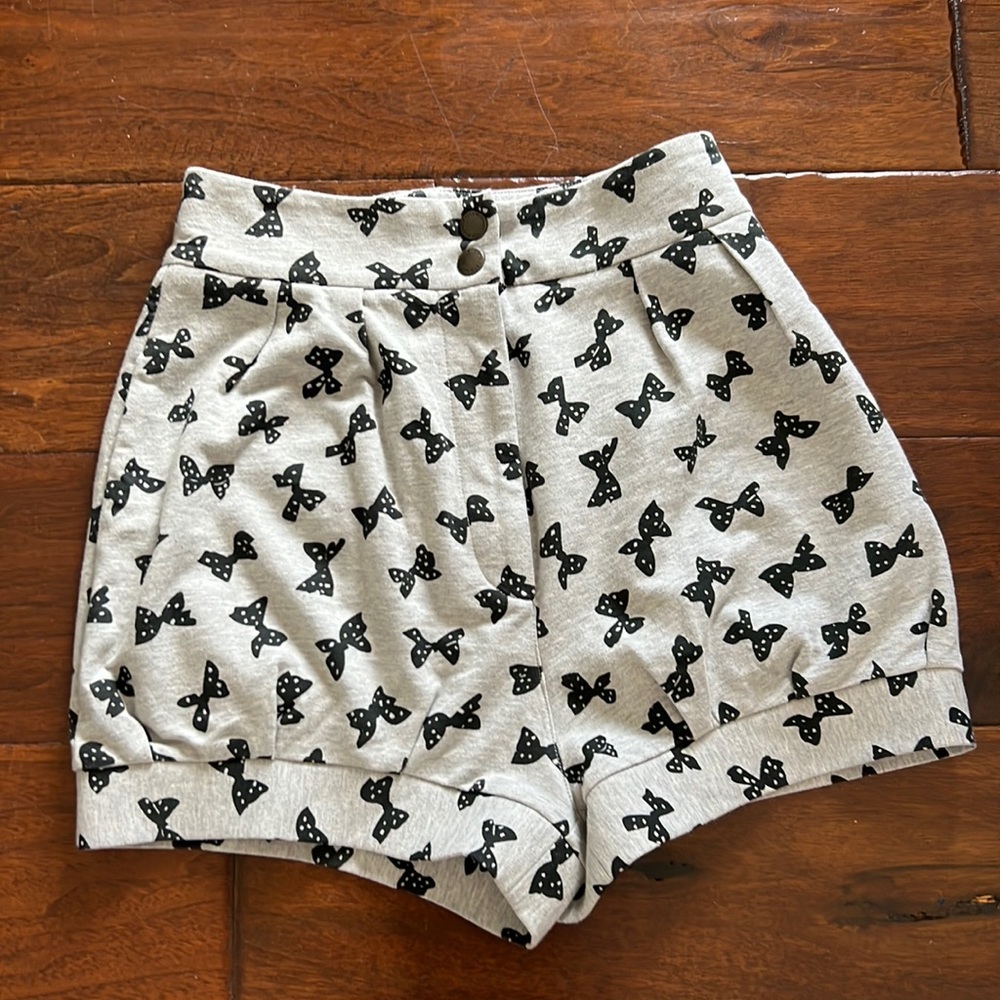 See By Chloe grey with black bows shorts, size 2
